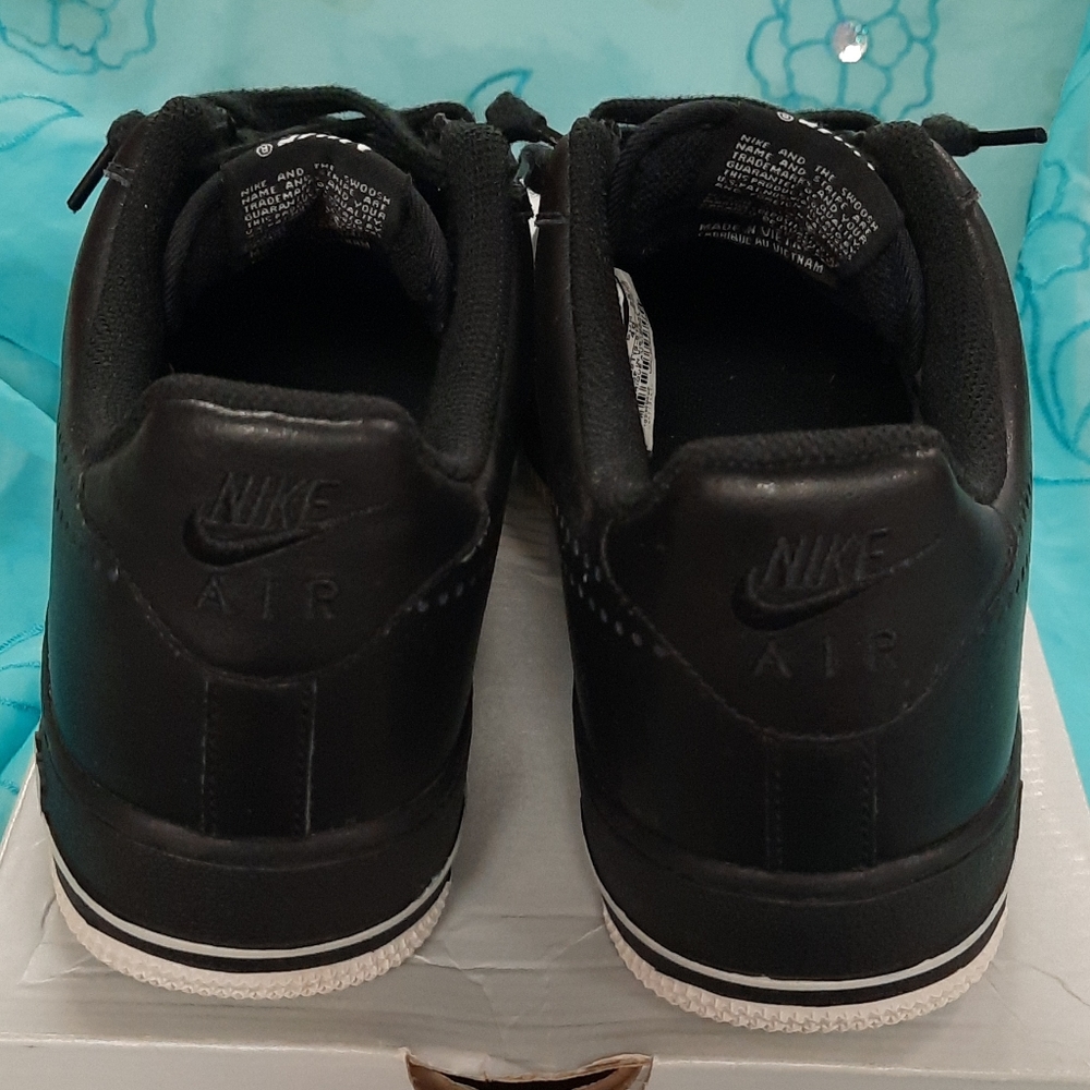 WMNS Nike Air Force 1  '07 - Picture 6 of 15